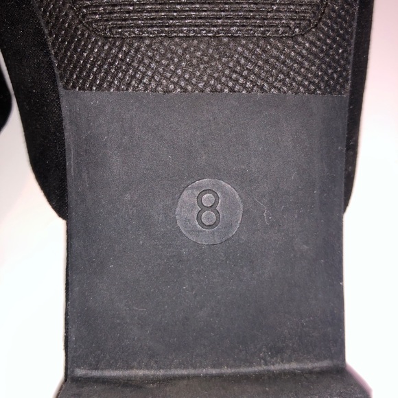 Charles Albert Pointed Toe Black Mules NWOT Size 8 - Picture 3 of 3